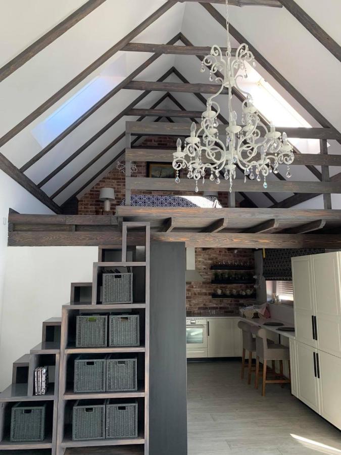 Apartmán Lea Barn Żagań Exteriér fotografie